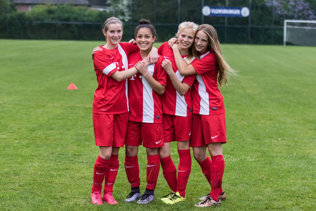 Bild 85 - wCJ SV Steinhorst/Labenz - VfL Oldesloe : Ergebnis: 18:0